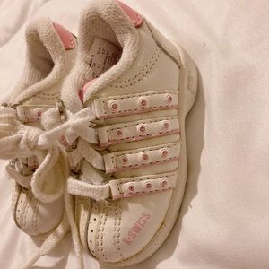 pink k-swiss rhinestone tennis shoes